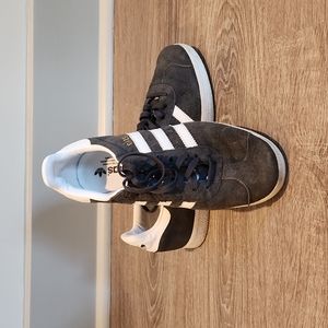 Adidas Gazelle shoes